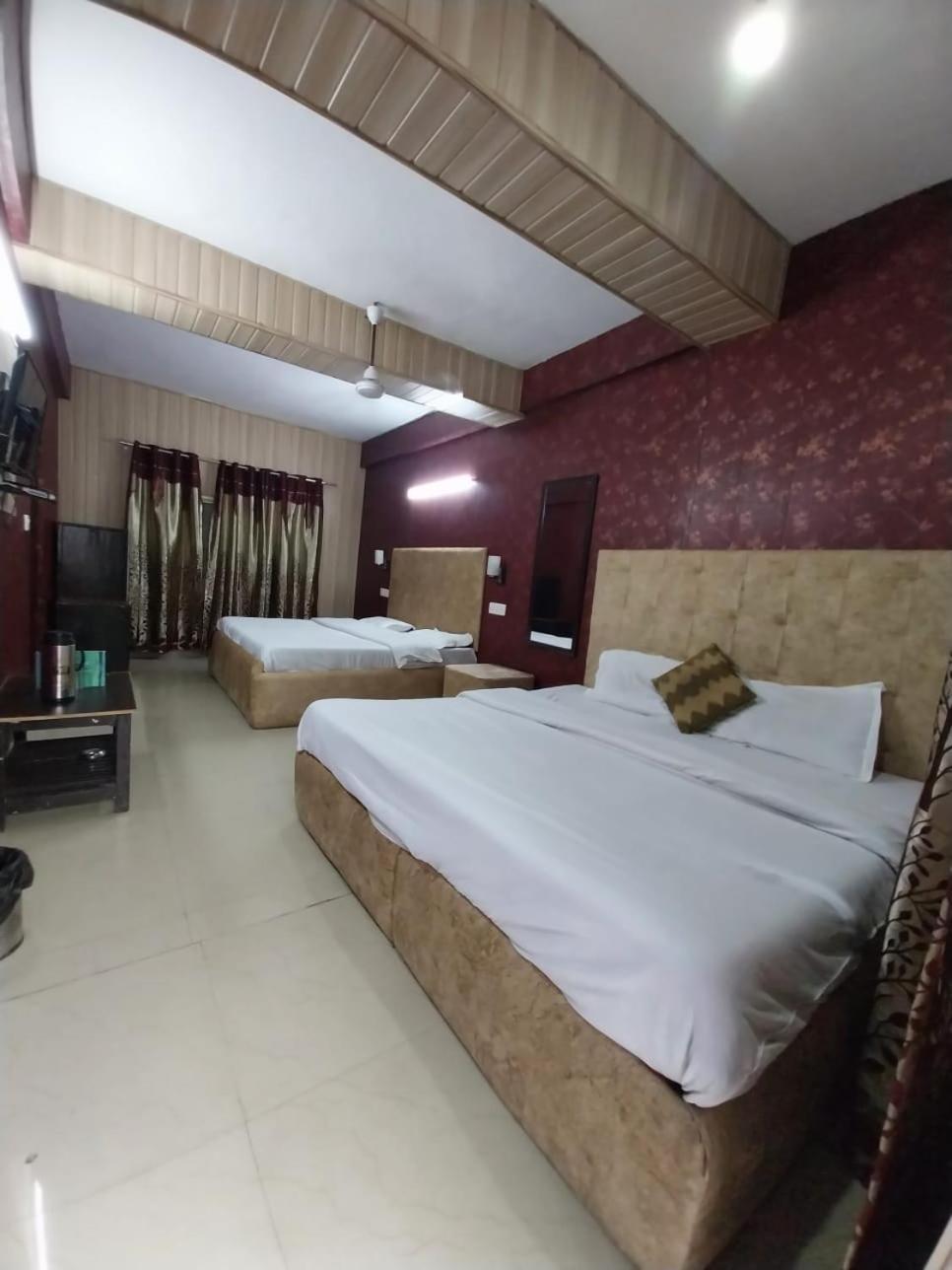 Hotel The Mussoorie International Buitenkant foto