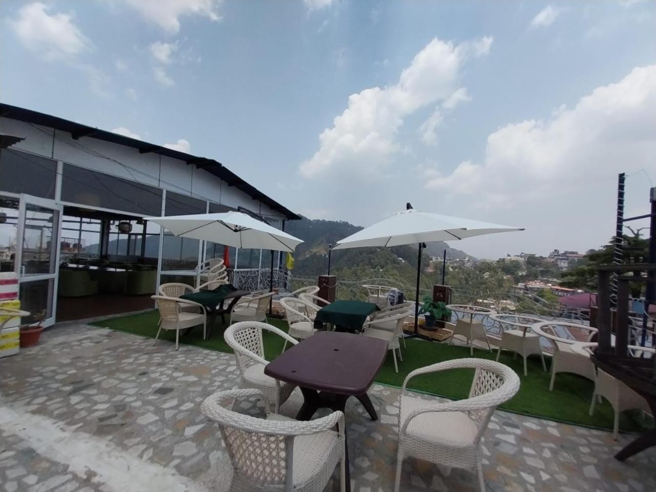 Hotel The Mussoorie International Buitenkant foto