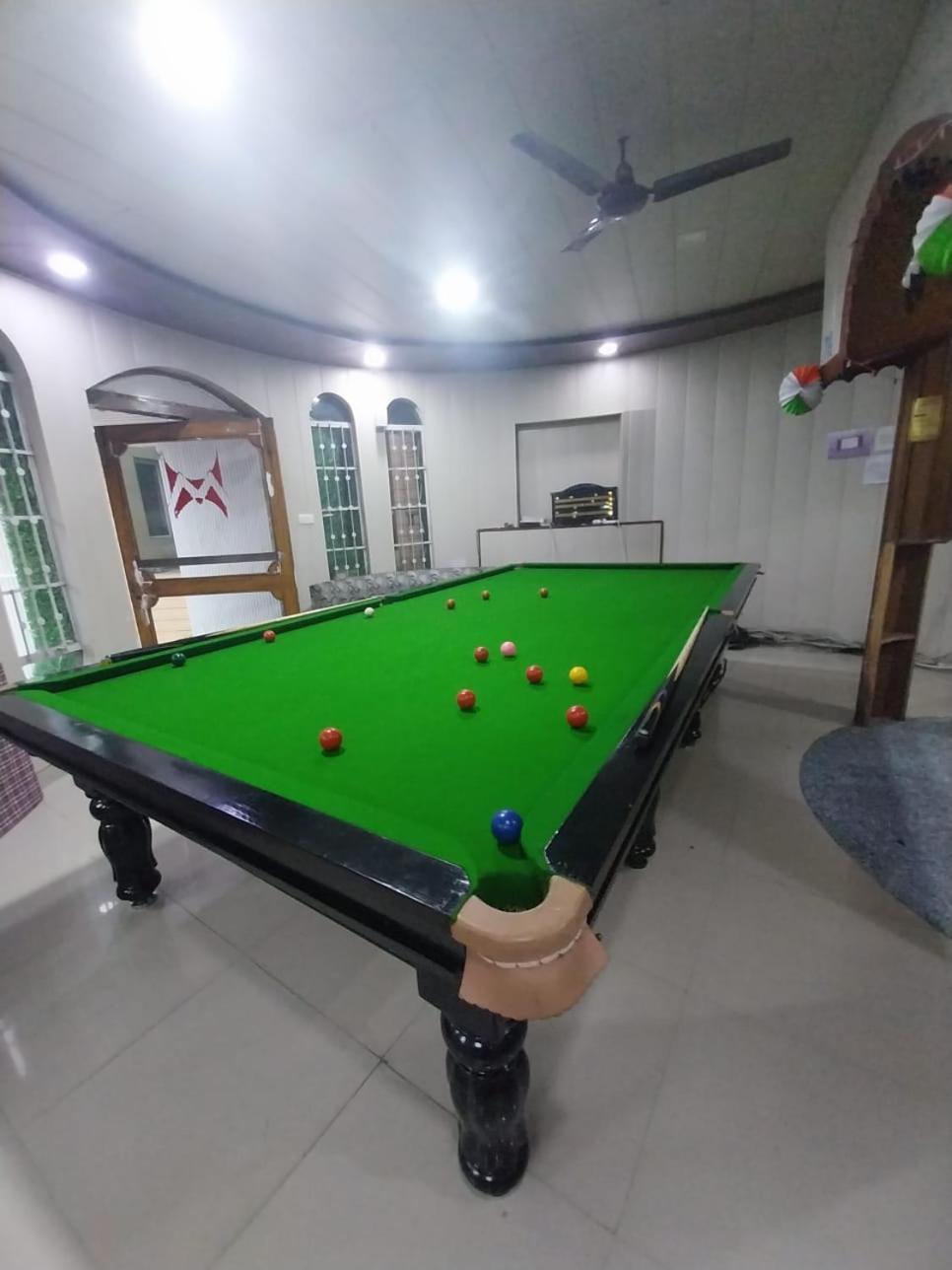 Hotel The Mussoorie International Buitenkant foto